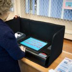 Experts have found "serious problems" in the system of online voting in Switzerland