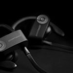 Following AirPods, Apple will launch another wireless headset, but under the brand Beats