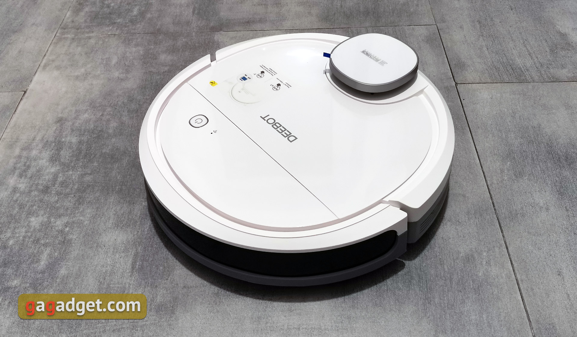 Топ лучших роботов пылесосов. Ecovacs Deebot Ozmo 900. Робот пылесос Озмо 900. Эковакс робот пылесос 900. Робот пылесос Deebot 900.