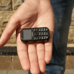 Zanco Tiny T2 - le plus petit téléphone plus léger au monde