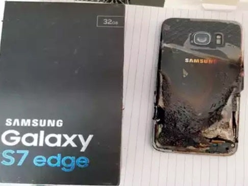 Galaxy Note 7の足跡をたどる Samsung Galaxy S7 Edgeスマートフォンは3年間の作業後に燃え尽きました Geek Tech Online