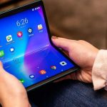 Alcatel et BlackBerry Owner annoncent la première tablette pliable