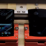 Motorola: CNET journalists incorrectly tested the "clamshell" RAZR