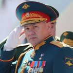 L'avion du ministre de la Défense de la Russie a "poursuivi" un drone inconnu