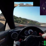 Entuziasmul a găsit o modalitate de a „călări” pe o pistă de curse virtuale în timp ce se afla într-o mașină reală