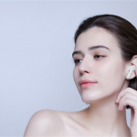 Russia launched the exchange of old wireless headphones for new ones with a surcharge