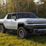 General Motors a prezentat Hummer EV: concurent Tesla Cybertruck cu o autonomie de până la 600 km, 1000 CP. și un preț de 80.000 de dolari