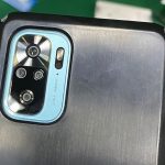Redmi K40 appeared in "live" photos with a hole in the screen and a quad camera