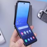 Samsung smartphone shipments dropped significantly for the first time in 9 years