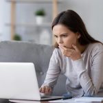 To please loved ones and not miscalculate: how to buy gifts on the Internet safely and profitably