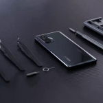 Xiaomi showed how the Poco F3 looks from the inside