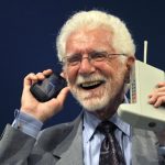 Today is the birthday of a mobile phone: 48 years ago, the first call was made using a 1.5-kg Motorola DynaTac