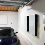 Elon Musk va transforma clădirile rezidențiale în centrale distribuite