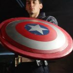 Blogger Jake Lacer recreated Captain America's shield: he knows how to bounce off walls and return to his hands