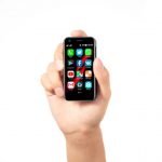 حقق أصغر هاتف ذكي من الجيل الرابع Mony Mint مقابل 99 دولارًا في أيام قليلة زيادة بنسبة 3260٪ عن المبلغ المطلوب على Indiegogo