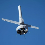 Pentru armata SUA, a fost creată o dronă care zboară 500 km odată și nu are nevoie de navigație