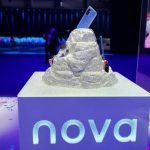 Куди йде Huawei і що нового ми дізналися на презентації Nova 9 і незвичайних навушників FreeBuds Lipstick