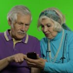"єSmartfon" for everyone over 60: there are more questions than we all think