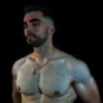 Which photos are better not to put in Tinder - they scare away women