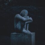Why thinking about the causes of your depression is bad for the psyche