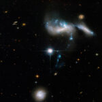 "Hubble" showed active "communication" of galaxies unusually close to Earth