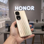 The difference in design and colors of Honor 70 and 70 Pro revealed live photos