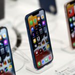 Sales of smartphones through parallel imports begin in Russia