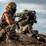 الآلاف من Stinger و Javelin و Switchblade ومدافع الهاوتزر: البنتاغون يكشف عن القائمة الكاملة للأسلحة المنقولة إلى أوكرانيا