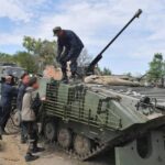 استولت القوات المسلحة الأوكرانية على BMP-2 الروسية بحماية حديثة ونادرة 675-sb3KDZ
