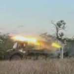 The Ukrainian military showed in action the “home-made” MLRS “Grad”, installed on the SUV Mercedes-Benz Unimog