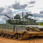 Forțele armate ale Ucrainei, cu ajutorul unui tanc T-80BVM capturat, au distrus peste 30 de echipamente ale rashiștilor.
