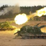 Українська артилерія знищила російський склад із боєприпасами та «Градами» (відео)