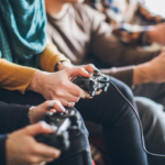 Video game fans think and make decisions faster, scientists say