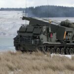 رسميًا: أنظمة الصواريخ المتعددة M270 التي يصل مداها إلى 80 كيلومترًا موجودة بالفعل في أوكرانيا