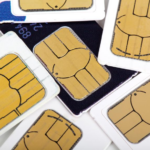Există încă un deficit: operatorii ruși au început să refuze să distribuie carduri SIM gratuite