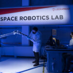 Un bras robotique de deux mètres prélèvera des échantillons de Mars et les enverra en orbite
