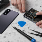 Fă-o singur! Samsung a lansat un program de auto-reparare: prețuri
