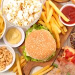 Scientifically proven: the habit of eating junk food increases the risk of death