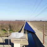 Panourile solare acoperă râurile și canalele din California