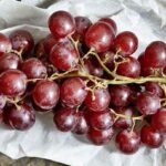Improve brain function and protect against cancer: two main reasons to eat grapes