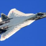 ما الذي يمكن أن تفعله مقاتلة Su-57 في الهواء؟ كل شىء