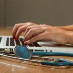 Étude : 87 % des médecins posent le bon diagnostic lors d'une consultation en ligne