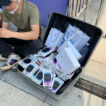 Chinese resellers are selling full suitcases of iPhone 14 Pro Max right on the street with a markup of up to $600