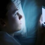 Blue light from smartphone screens can cause accelerated aging