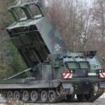 Oficial: Germania va oferi Ucrainei două MLRS MARS II și patru tunuri autopropulsate Panzerhaubitze 2000