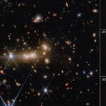 Webb pořídil snímek dvou galaxií, které se spojují do nového vesmíru