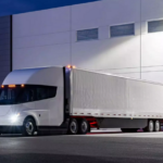 Tesla with a three-year delay to start deliveries of Semi electric trucks