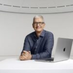 Tim Cook to voluntarily cut his own compensation package by about $50 million