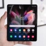 Les smartphones pliables Samsung Galaxy Fold 3 ont commencé à craquer les écrans après l'expiration de la garantie