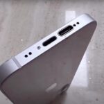 Pourquoi choisir? Un passionné a fabriqué un iPhone avec deux connecteurs - Lightning et USB-C
